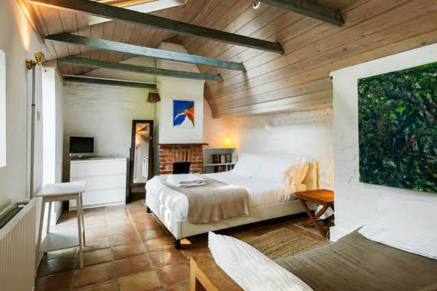 Unique Cottage Retreat Brighton ภายนอก รูปภาพ